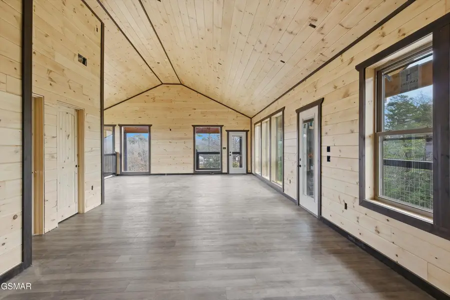 10322 Alex Bales Road, Kodak, TN 37764 - Image #2