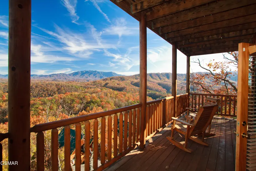 4610 High Vista Way, Pigeon Forge, TN 37863 - Image #2