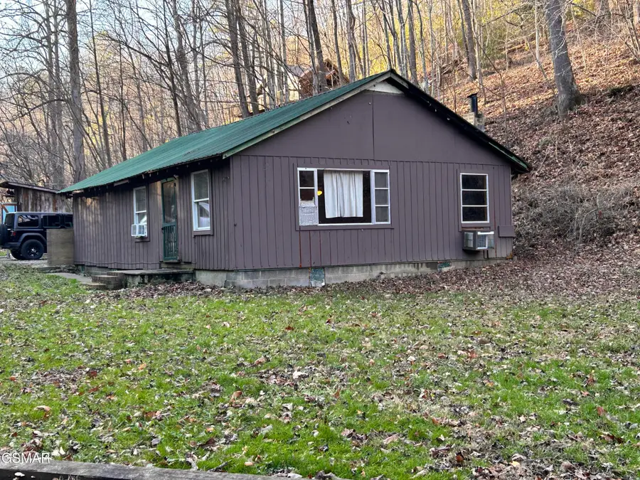1053 Johns Branch Road, Gatlinburg, TN 37738 - Image #2
