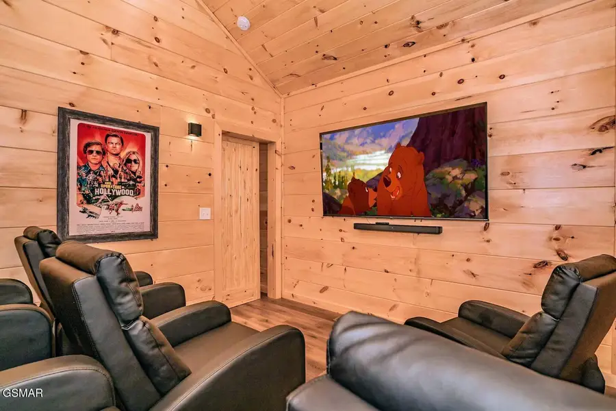 2818 Ridge Creek Circle, Sevierville, TN 37876 - Image #3