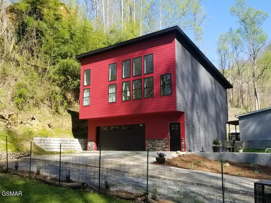 667 Turkey Nest Road, Gatlinburg, TN 37738 - Image #3