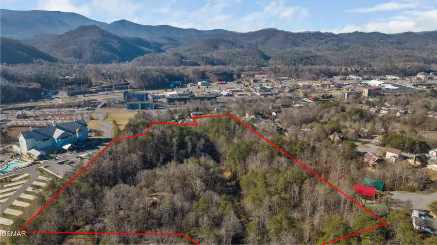 820 Old Gate Road, Pigeon Forge, TN 37863 - Image #3