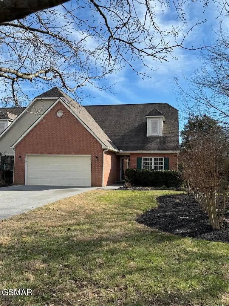 383 Paine Lake Drive, Sevierville, TN 37862 - Image #1