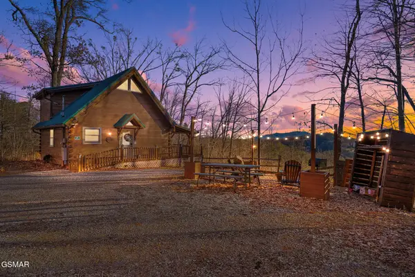 4361 Oakland Way #3, Gatlinburg, TN 37738