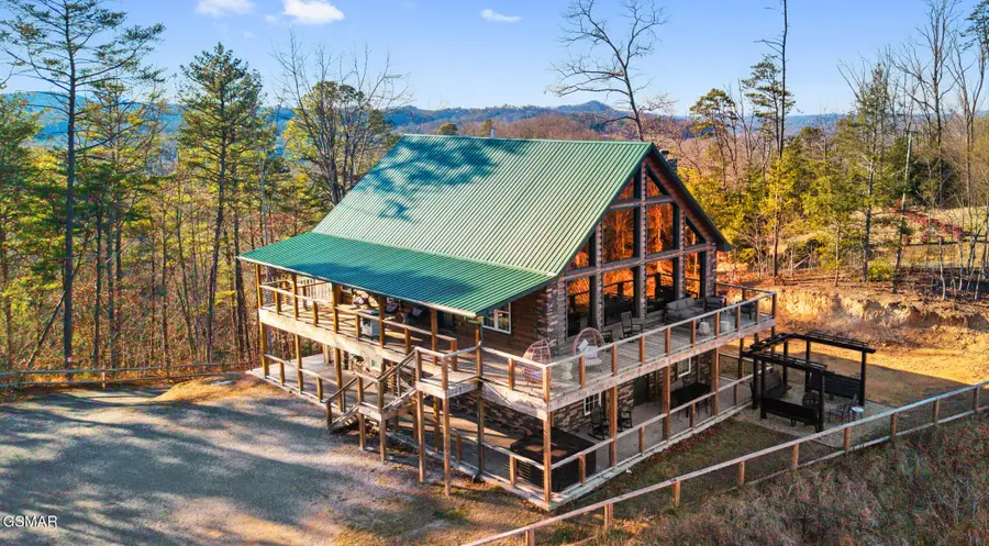 1535 Mountain Trail Lane, Sevierville, TN 37876 - Image #2