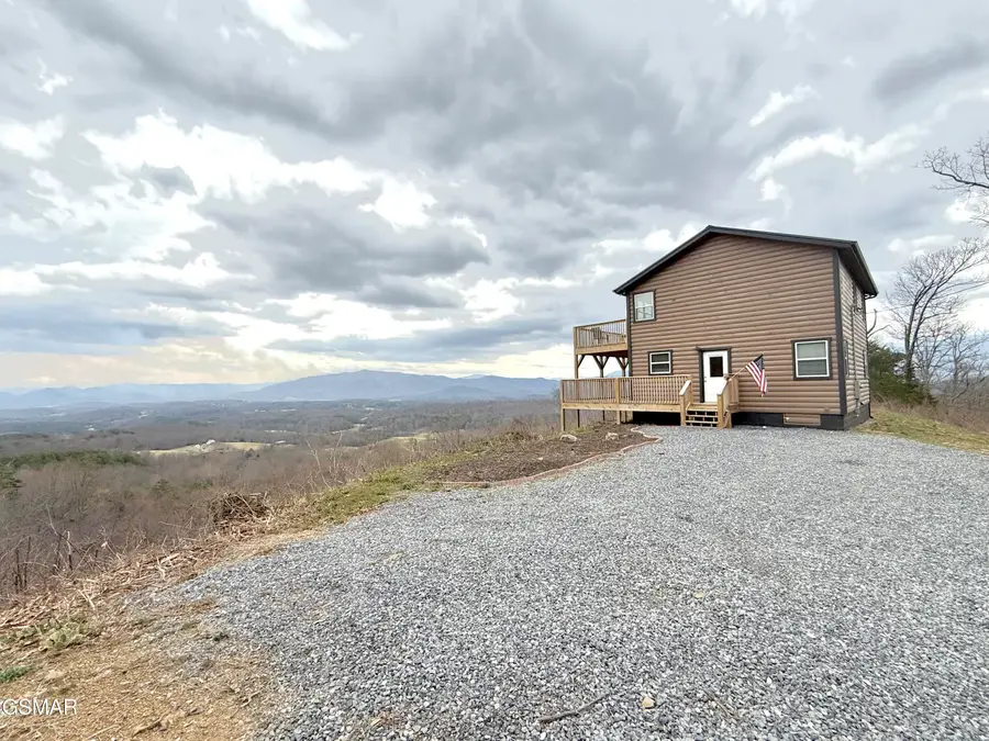 855 S Ridge Way, Cosby, TN 37722 - Image #2