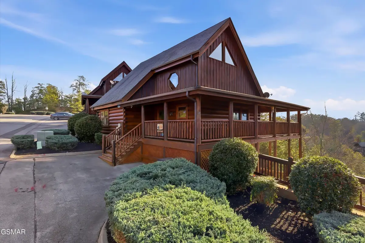 2012 Cougar Crossing Way, Sevierville, TN 37862 - Image #1