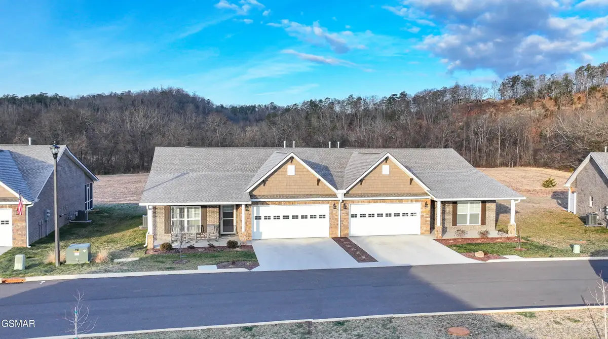 712 Snowflower Circle, Pigeon Forge, TN 37863 - Image #1