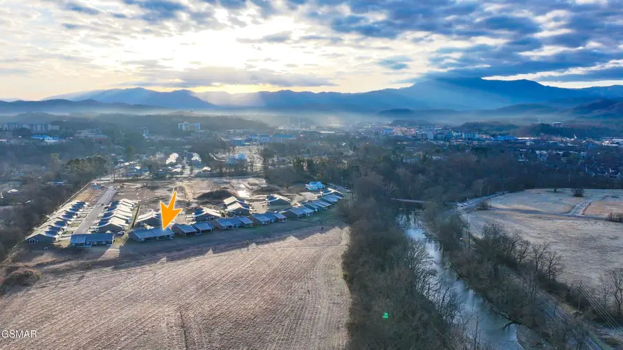 712 Snowflower Circle, Pigeon Forge, TN 37863 - Image #3