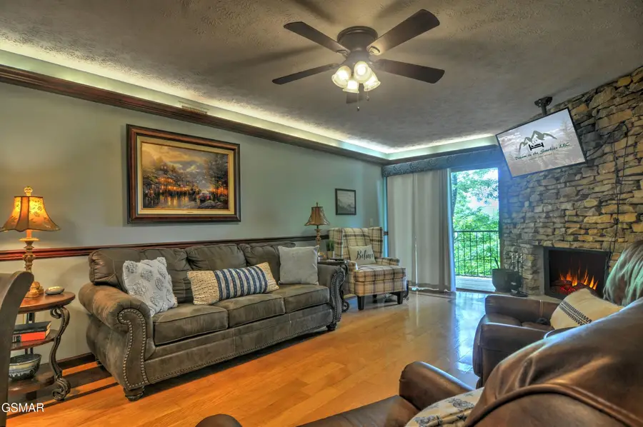 3621 Householder Street #APT 6, Pigeon Forge, TN 37863 - Image #3
