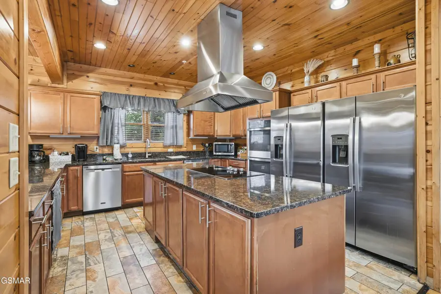 319 Poplar Point Way, Gatlinburg, TN 37738 - Image #2