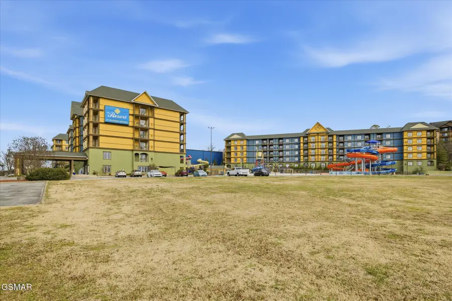 225 Collier Drive, Unit 2410, Sevierville, TN 37862 - Image #2