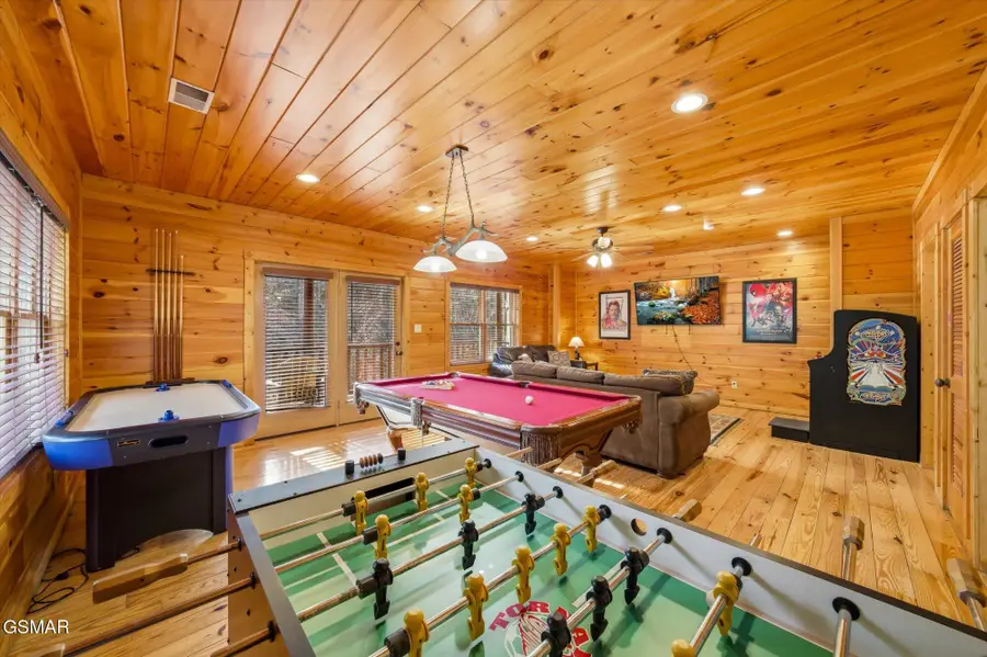 625 Gatlinburg Falls Way, Gatlinburg, TN 37738 - Image #3