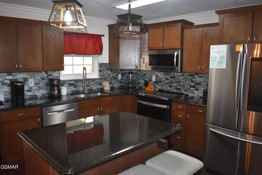 298 Lane Hollow Road, Sevierville, TN 37876 - Image #3