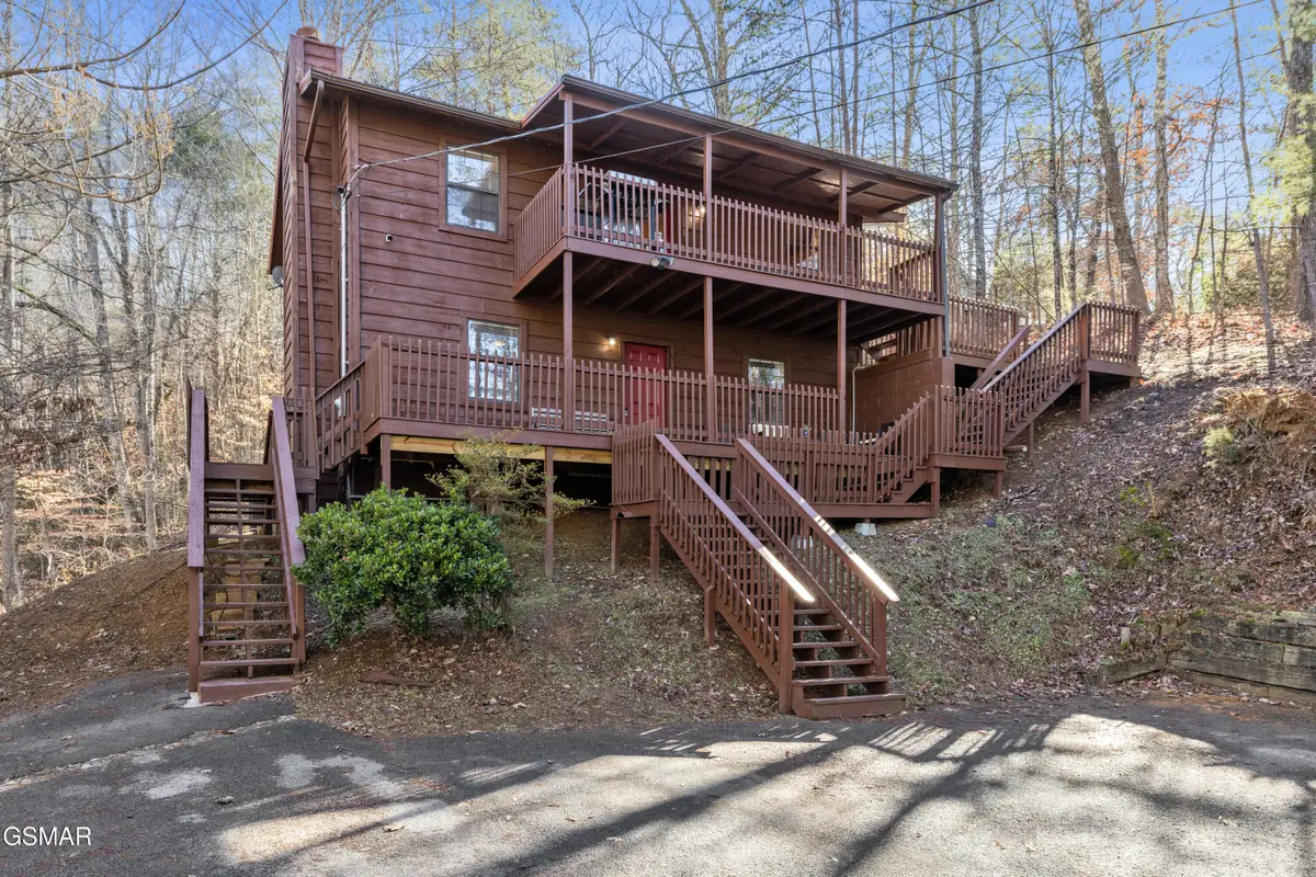 2777 Mountain View Circle, Sevierville, TN 37862 - Image #1