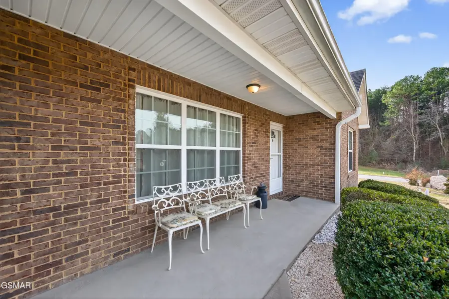 1906 Canyon Road, Sevierville, TN 37862 - Image #3