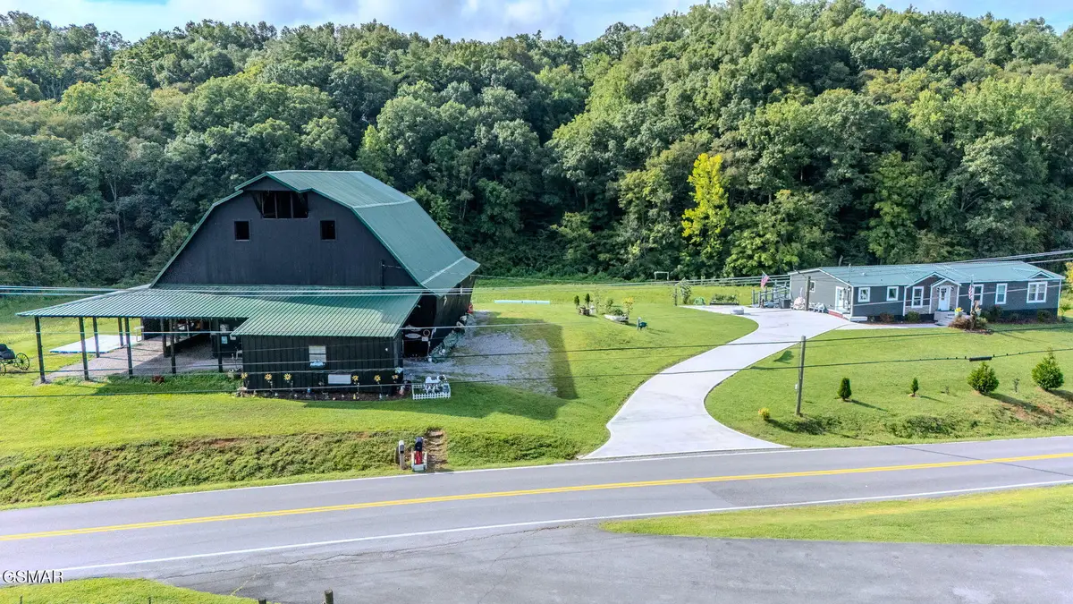 807 Gists Creek Road, Sevierville, TN 37876 - Image #1