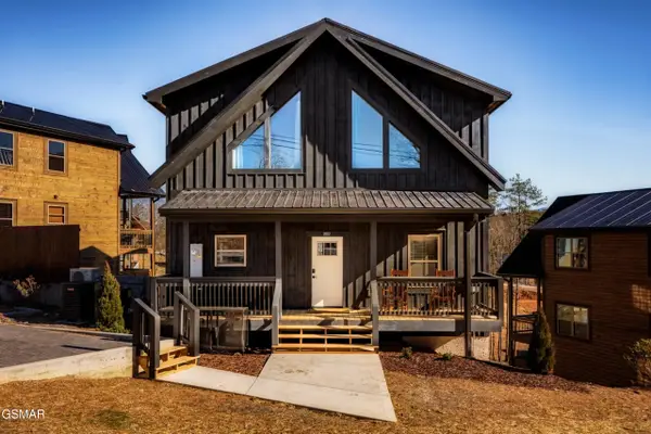 2852 Sequoia Road, Pigeon Forge, TN 37863