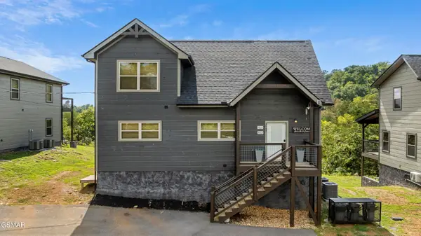 2109 Eagle Feather Drive, Sevierville, TN 37876