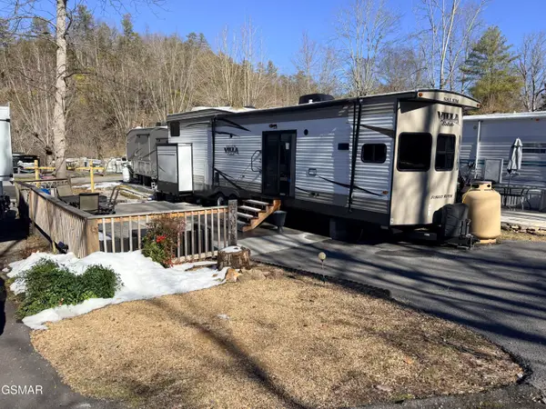 4229 E Parkway #98, Gatlinburg, TN 37738
