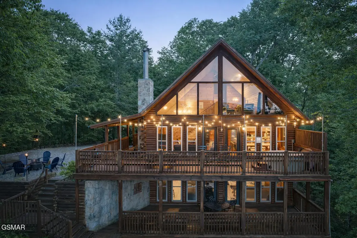 531 Gatlin Drive, Gatlinburg, TN 37738 - Image #1