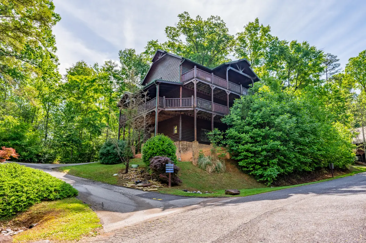1820 Elk Springs Way, Gatlinburg, TN 37738 - Image #1