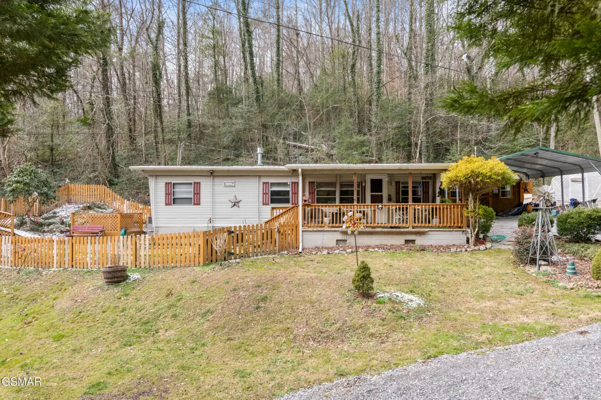 425 Autumn Lane, Gatlinburg, TN 37738 - Image #1