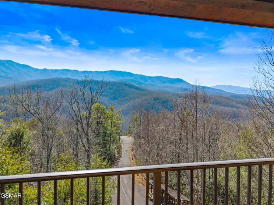4320 Firefly View Way, Gatlinburg, TN 37738 - Image #2