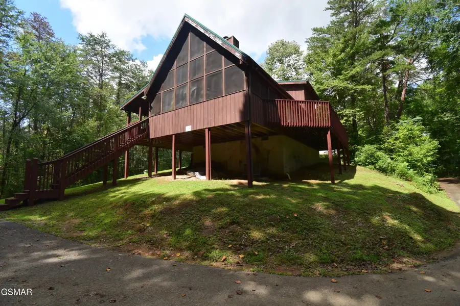 1502 Ridgecrest Drive, Sevierville, TN 37876 - #2