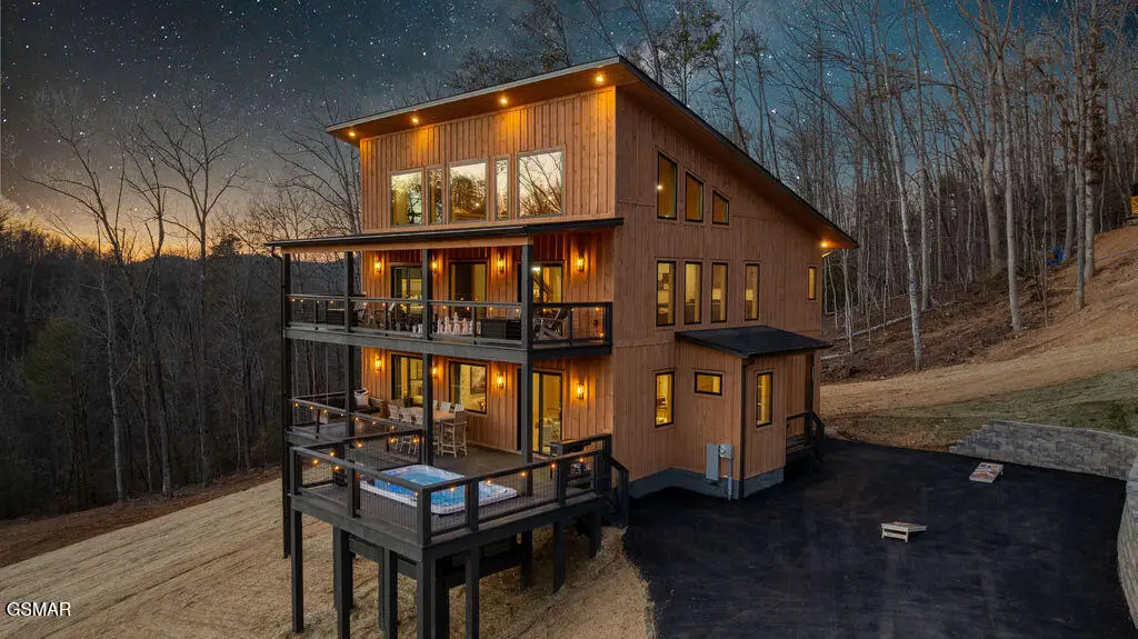 2221 Legend Drive, Sevierville, TN 37876 - #1