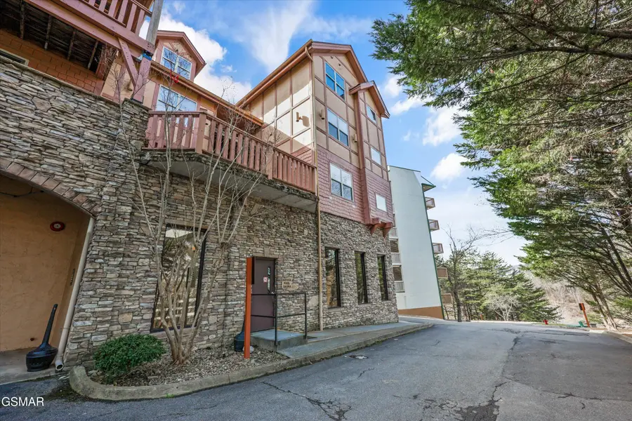 830 Golf View Boulevard #UNIT 3212, Pigeon Forge, TN 37863 - #2