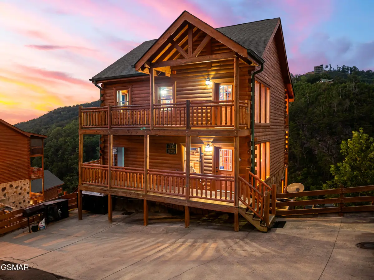 1232 Bird Nest Way, Sevierville, TN 37876 - #1