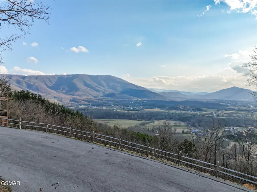 2485 Black Bear Ridge Way, Sevierville, TN 37862 - #3