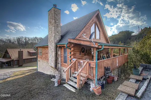 2505 Fleming Way, Sevierville, TN 37876