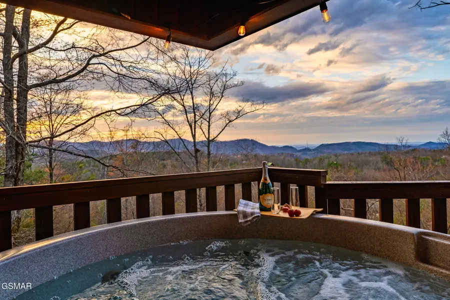 3519 Manoah Way, Sevierville, TN 37876 - #2