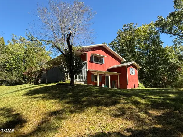 1178 Ogle Hills Road, Gatlinburg, TN 37738