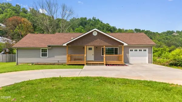412 Apple Valley Road, Sevierville, TN 37862