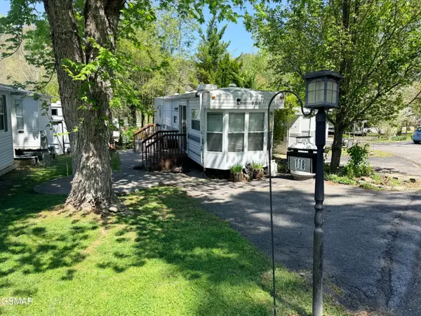 4229 E Parkway #118, Gatlinburg, TN 37738