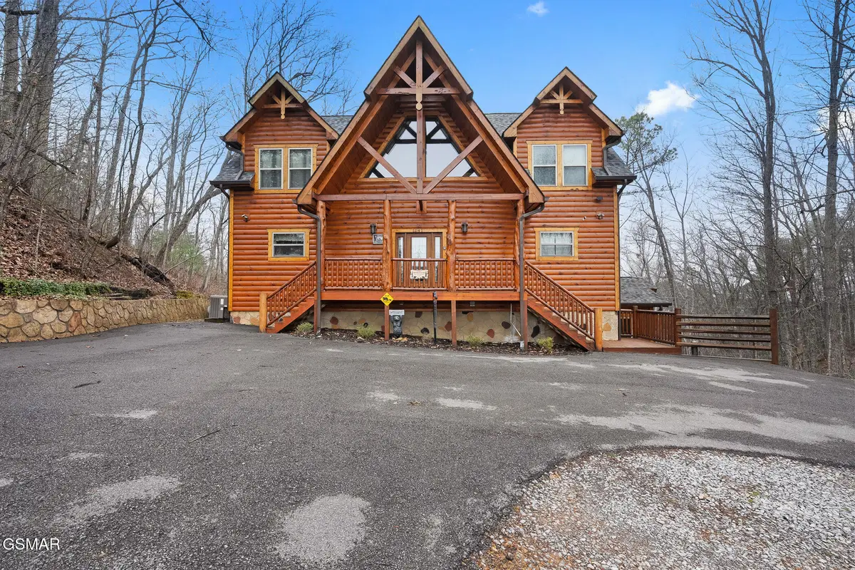 1041 Vista Drive, Gatlinburg, TN 37738 - #1