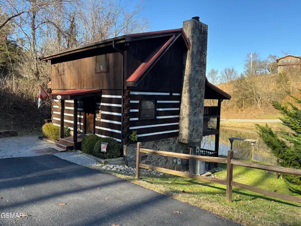 448 Hideaway Ridge Circle, Sevierville, TN 37862