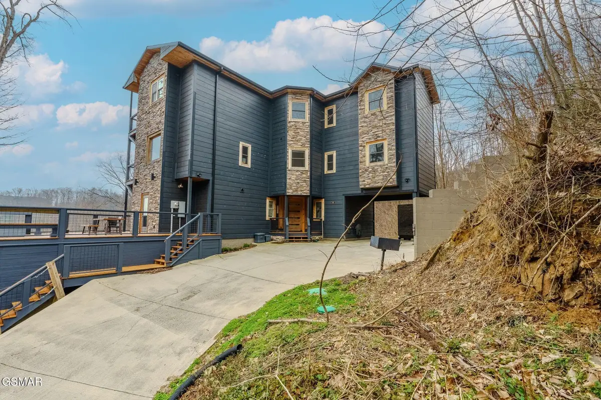 868 Cliff Branch Road, Gatlinburg, TN 37738 - #1