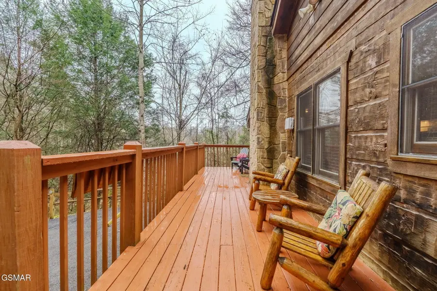 4320 Carolina Cove Way, Pigeon Forge, TN 37863 - #3