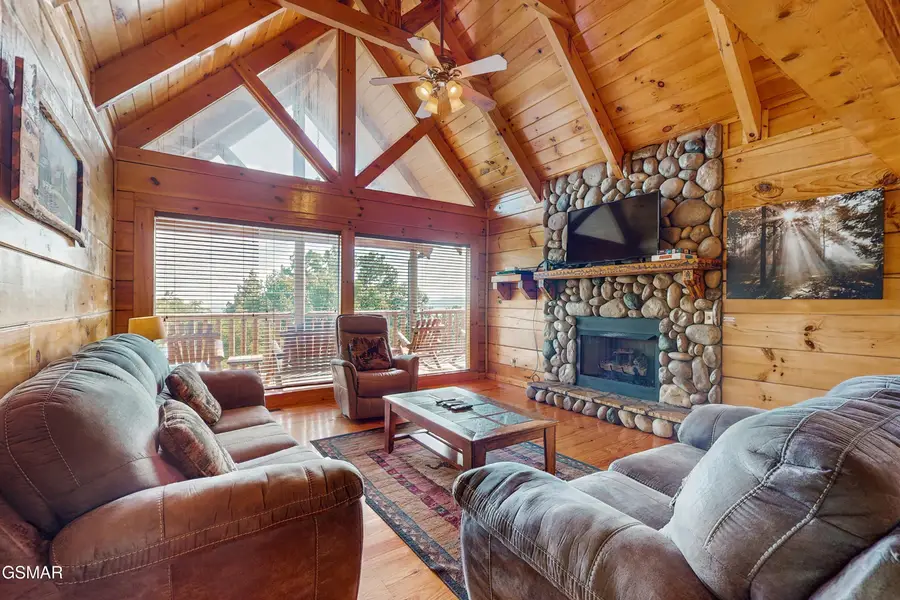 3221 Engle Town Road, Sevierville, TN 37862 - #3