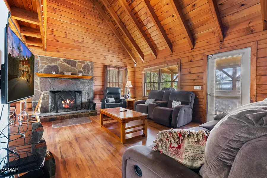 1122 Eagle Pointe Way, Pigeon Forge, TN 37863 - #3