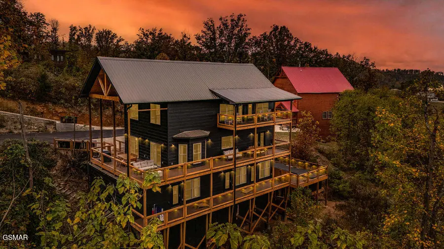 788 Chestnut Drive, Gatlinburg, TN 37738 - #2