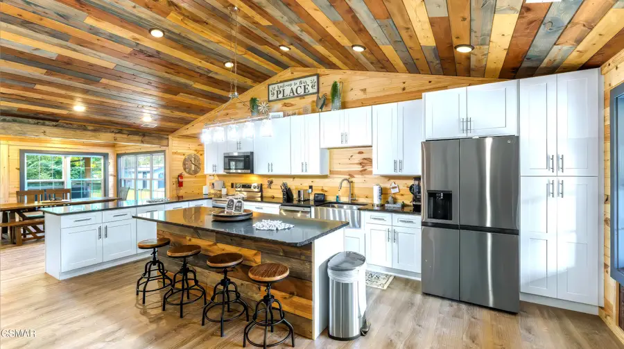 3501 Autumn Woods Lane, Sevierville, TN 37862 - #3