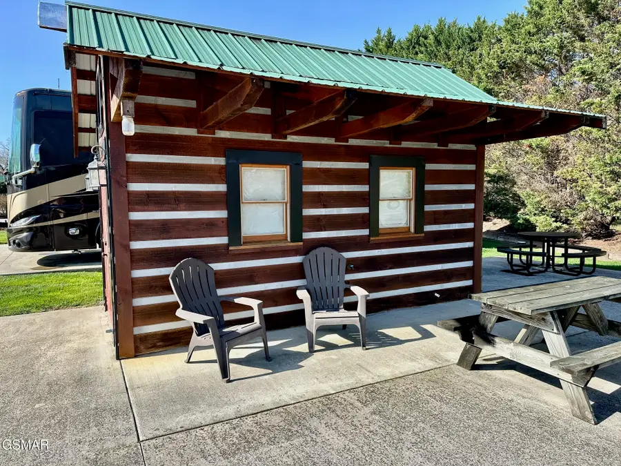 1919 Lizi Loop Way, Sevierville, TN 37862 - #2