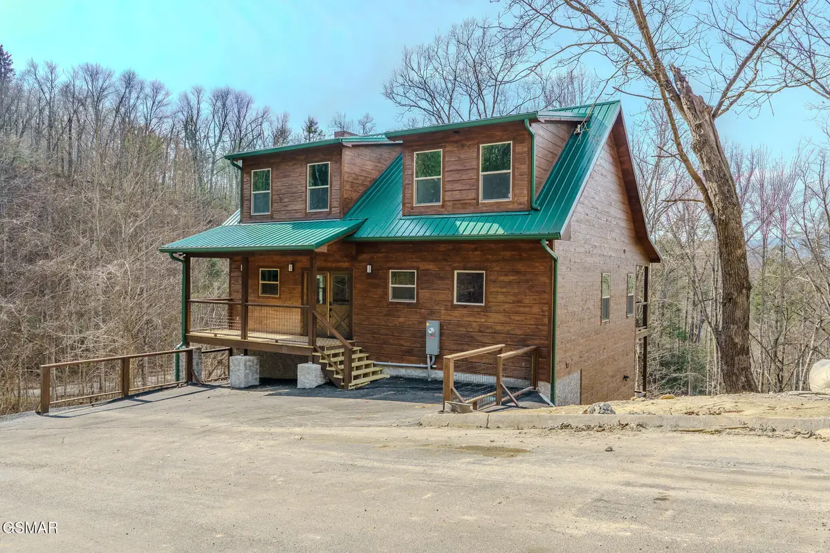 3552 Smokey Ridge Way, Sevierville, TN 37862 - #1