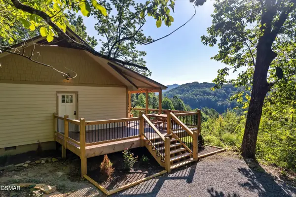 3730 Ivy Way, Sevierville, TN 37876