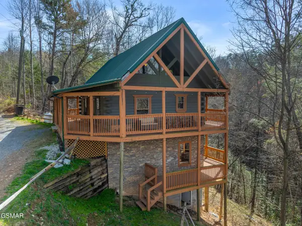 4210 S Boogertown Road, Sevierville, TN 37876